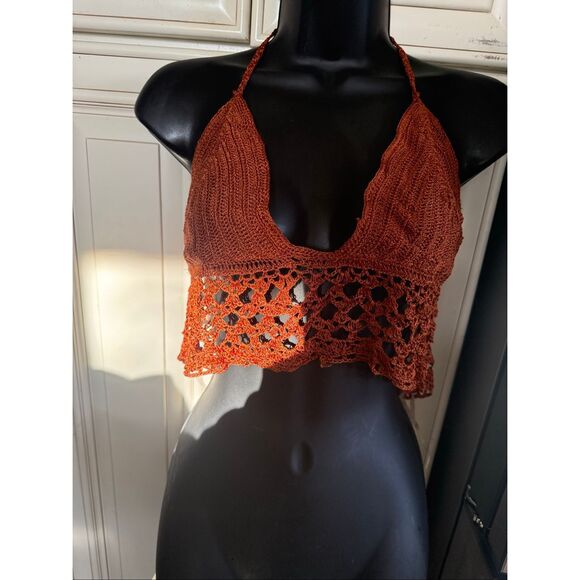 Memoi Women's Let's Run Away Crochet Halter Crop Tank Top Rust Brown Size Medium - Picture 5 of 6